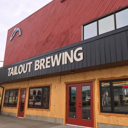 Tailout Brewing Now Open in Castlegar, BC